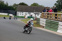 Vintage-motorcycle-club;eventdigitalimages;mallory-park;mallory-park-trackday-photographs;no-limits-trackdays;peter-wileman-photography;trackday-digital-images;trackday-photos;vmcc-festival-1000-bikes-photographs